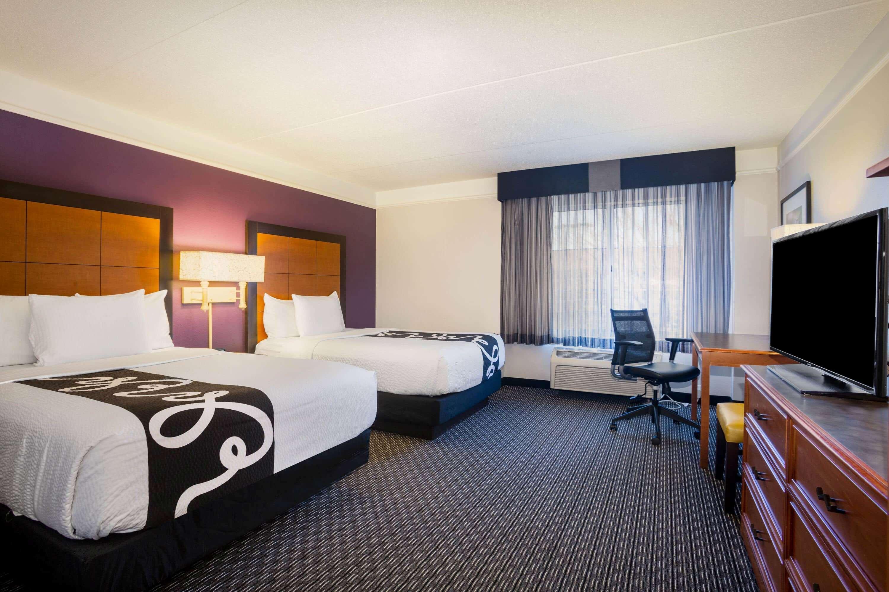 La Quinta By Wyndham St. Louis Westport Hotel Maryland Heights Buitenkant foto
