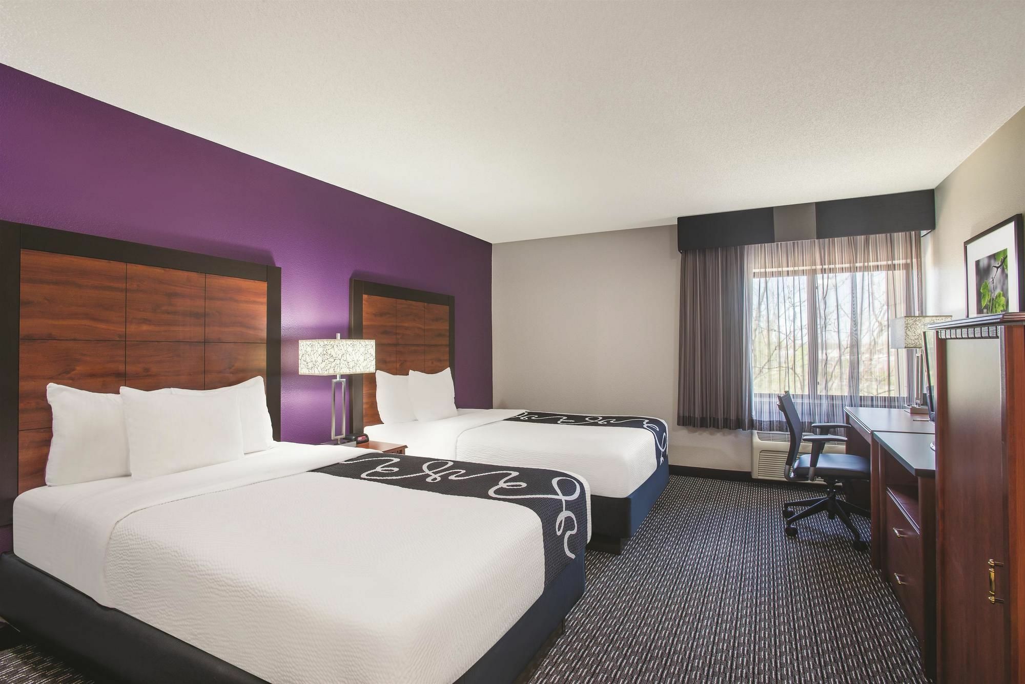 La Quinta By Wyndham St. Louis Westport Hotel Maryland Heights Buitenkant foto