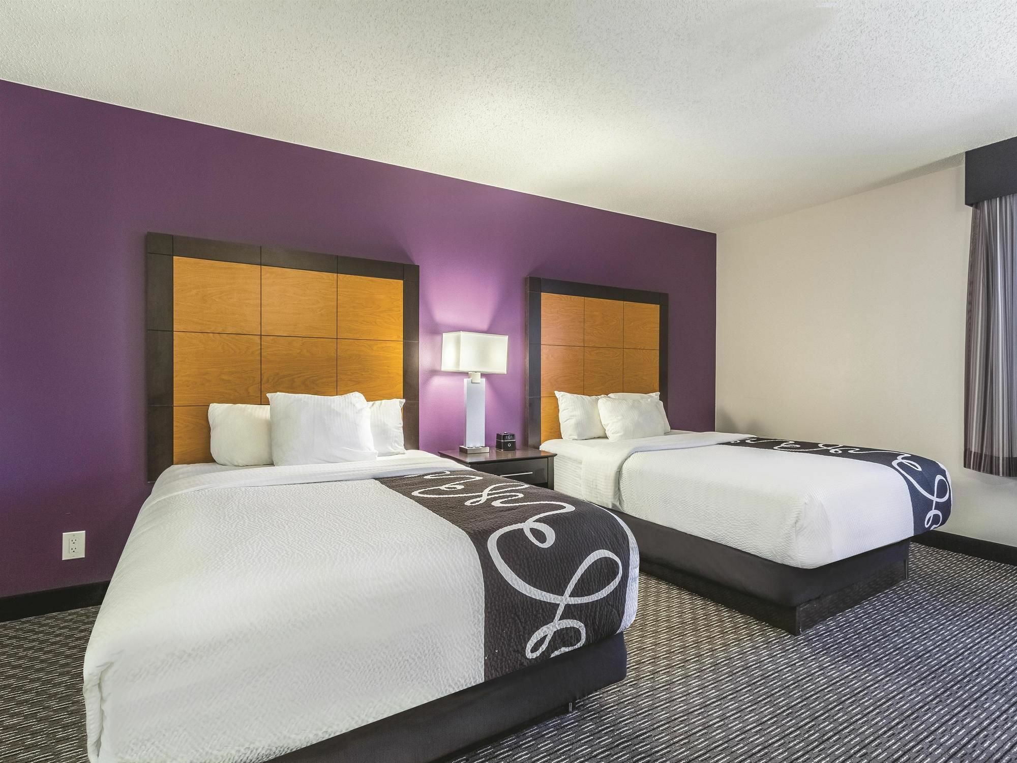 La Quinta By Wyndham St. Louis Westport Hotel Maryland Heights Buitenkant foto